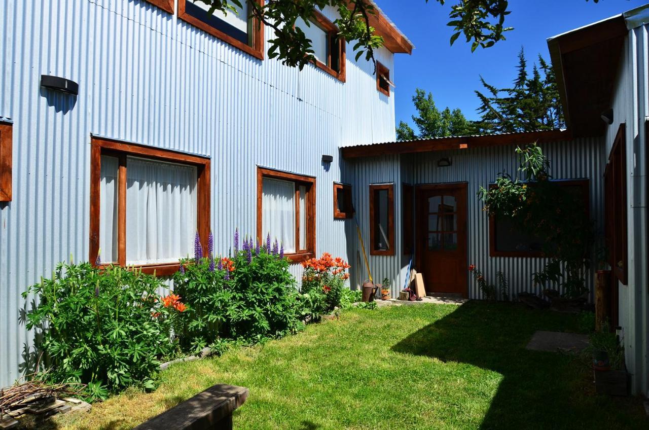 El Patagonico Hostel Puerto Natales Exterior foto